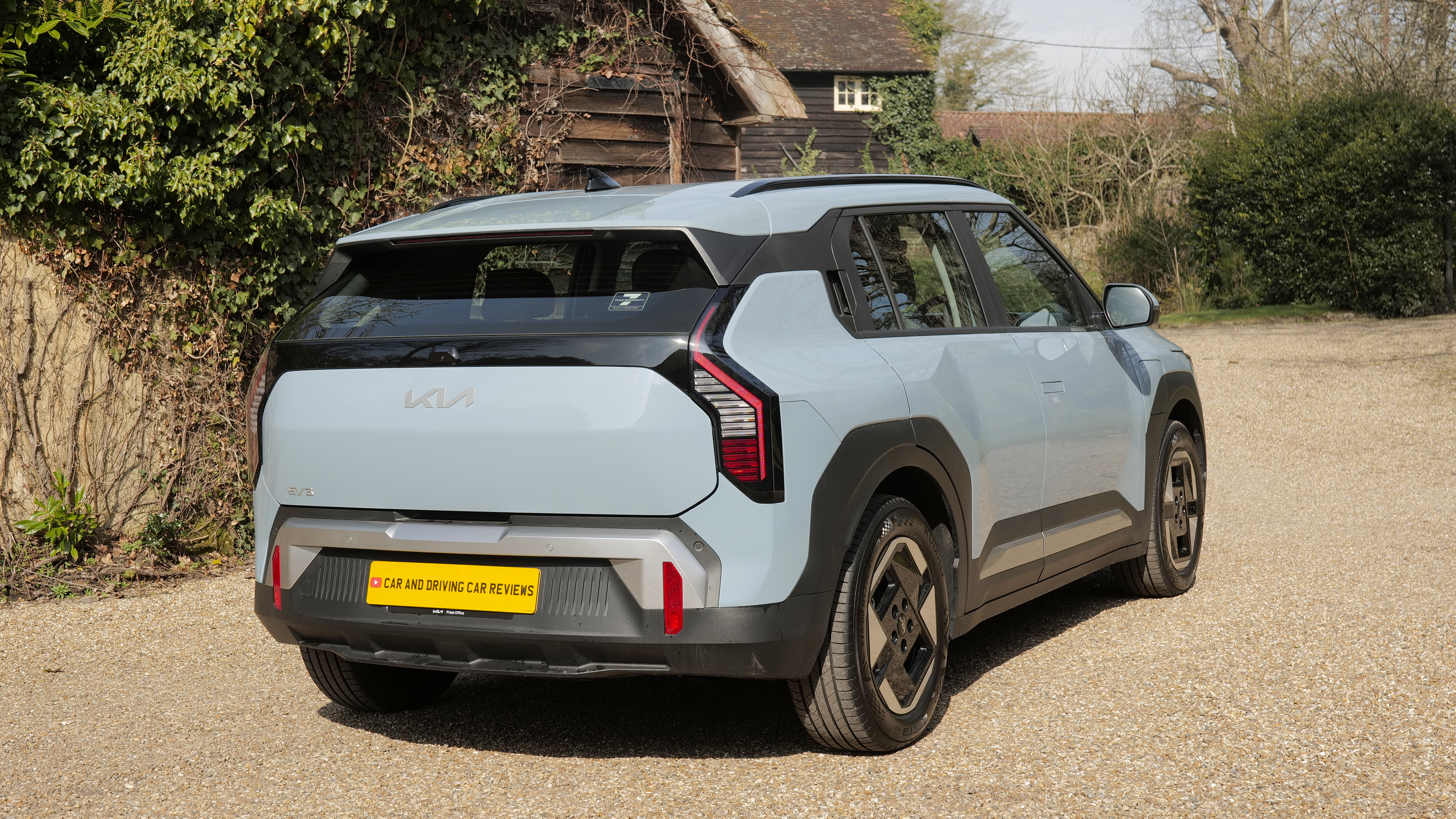 KIA EV3 ELECTRIC ESTATE 148kW Air 58.3kWh 5dr Auto